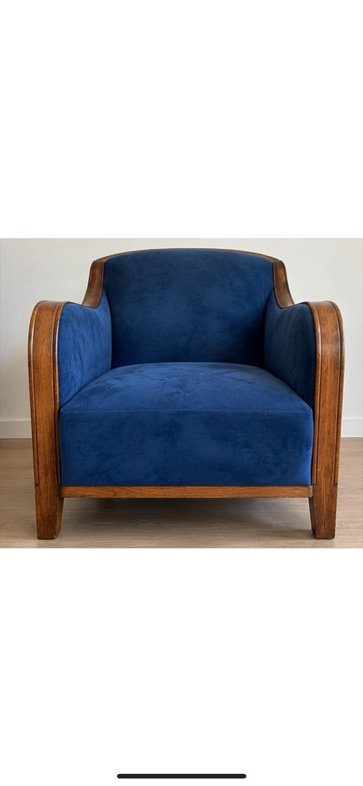 Fauteuil Art Déco – chêne, cuir cognac et Alcantara bleu