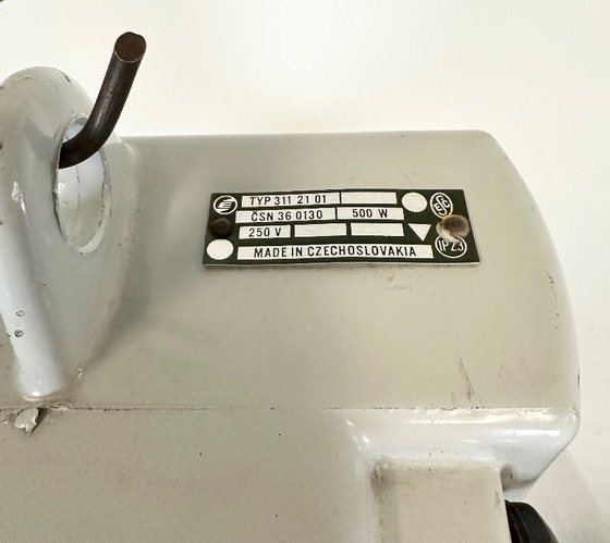 Image 1 of Große industrielle Aluminium-Pendelleuchte von Elektrosvit, 1960er Jahre