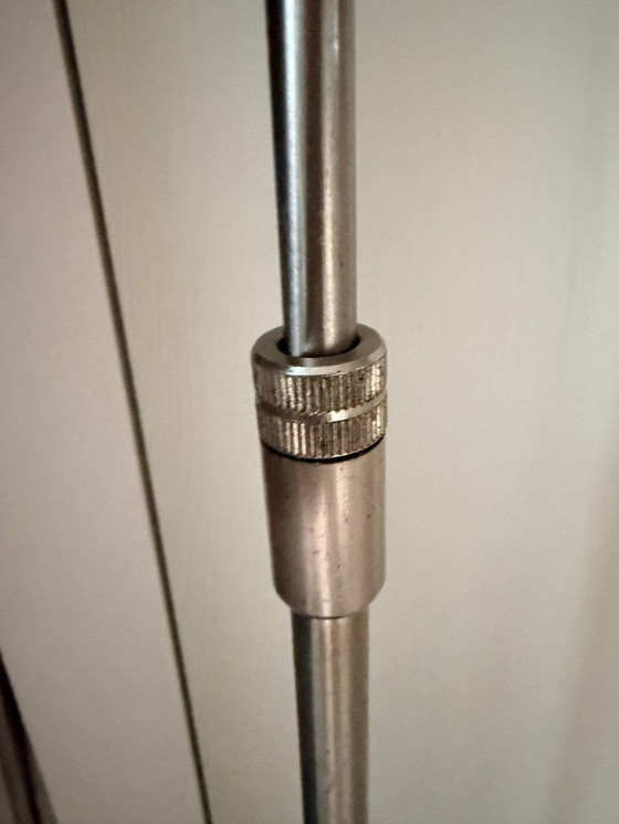 Image 1 of messing kleurige leeslamp voor naast stoel, verstelbaar