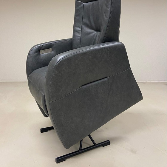 Image 1 of The Future Magic4 recliner