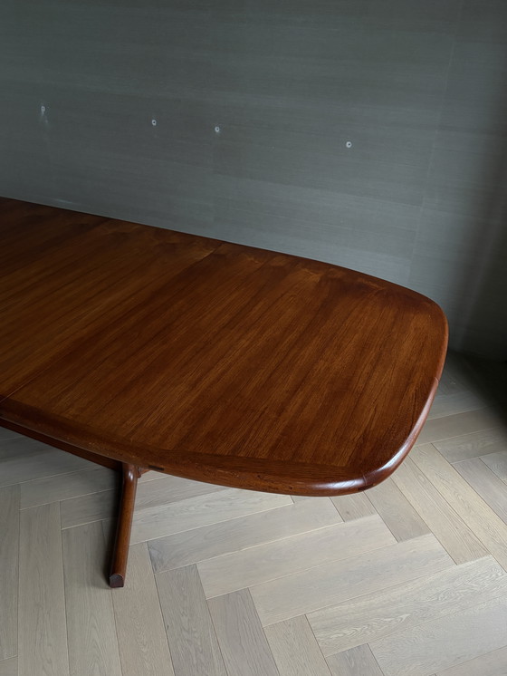 Image 1 of Tavolo da pranzo allungabile danese anni '70 - Teak massello, design senza tempo