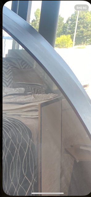 Image 1 of 1x Standing Mirror With Black Edge, Suitable For A Hallway Or Living Room. Article à poser sur le sol.