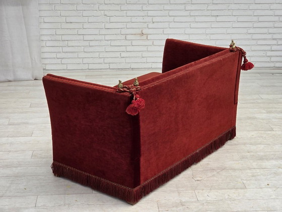 Image 1 of Deense tweezitsbank met neerklapbare armleuningen in Spaanse stijl, jaren 70, bekleed met velours.