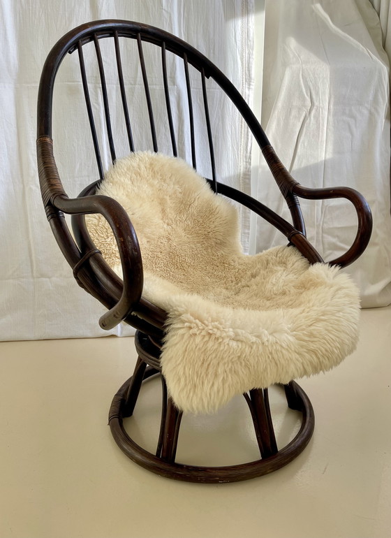 Image 1 of Vintage Rotan Egg Draaistoel Met Origineel Kussen - Perfecte Staat