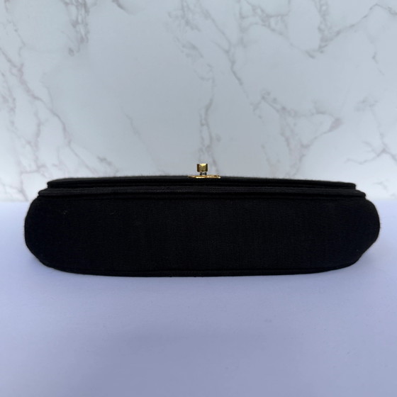 Chanel Vintage Half Moon Flap Tissu Noir – D'occasion – Autres sacs (photo 4 of 11)