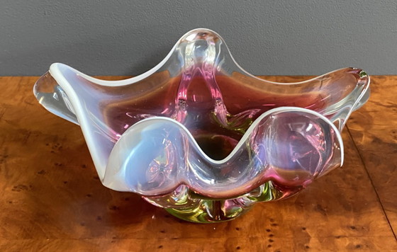 Image 1 of Cuenco de cristal rosa y verde de Josef Hospodka, década de 1960