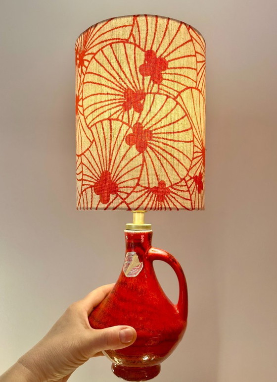 Image 1 of Kleine Bay Akzentlampe – kabellose Vasenlampe mit japanischem Seerosen-Stoff