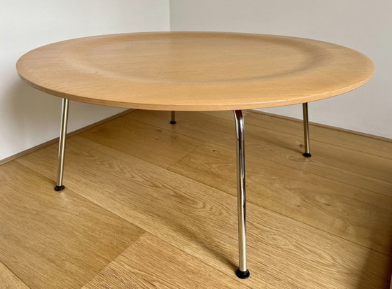Image 1 of Table basse CTM par Eames pour Vitra