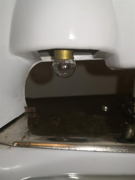 Zeldzame antieke speelgoednaaimachine Ma Cousette / Retro vintage jaren 60 – Ma Couestte (photo 10 of 16)