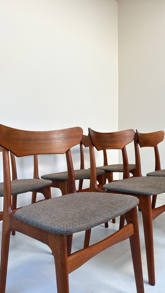 Sei sedie vintage in legno di teak danesi di Schiønning & Elgaard – Sedie da pranzo, Wood, Textile (photo 7 of 11)