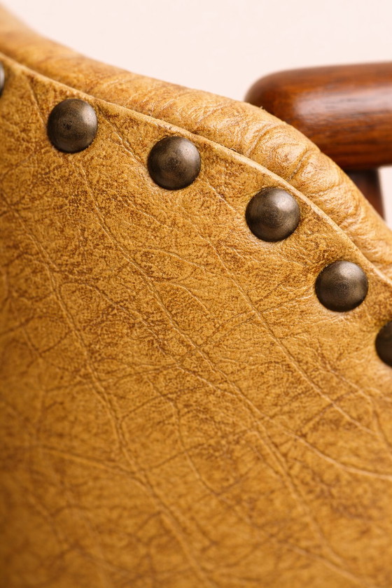 Image 1 of Chaises de salle à manger vintage en similicuir jaune/marron