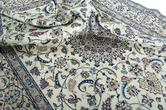 Image 1 of Handgeknoopt Perzisch tapijt Nain 9La 347 x 250 cm