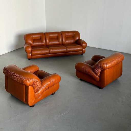 Vintage Italiaanse Cognac Lederen Mid Century Modern Zitmeubel, 1970 / Set van 3