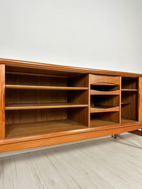 Image 1 of Credenza danese vintage in teak 19 di Johannes Andersen per Uldum Møbelfabrik anni '60