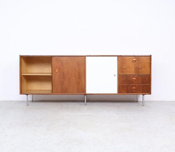 Vintage Fristho Sideboard in Walnut – William Watting – 1960s – Metal (photo 5 of 17)