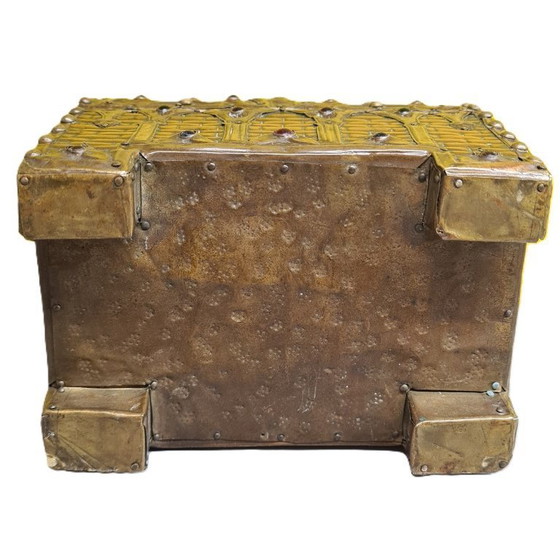 Image 1 of Gotisch kistje toegeschreven aan Alfred Louis Achille Daguet