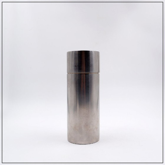 Image 1 of Cocktailshaker "Cylinda" Arne Jacobsen, jaren 1960
