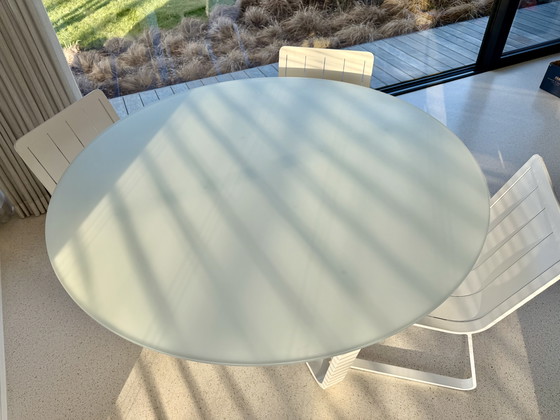 Image 1 of Round garden table 150cm