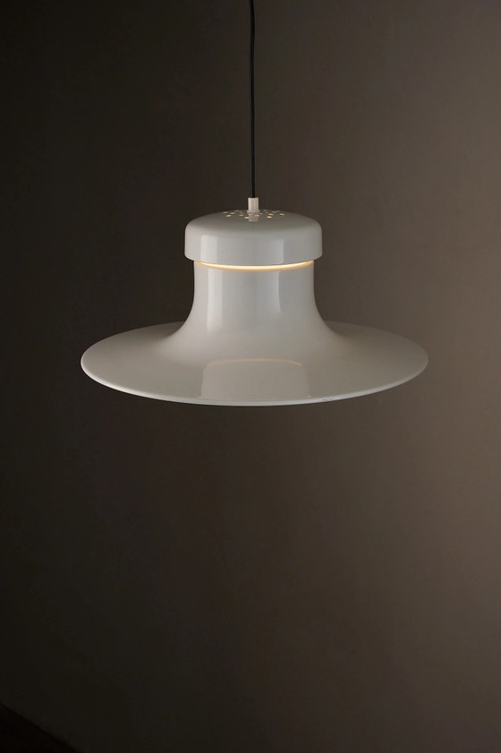 Lampada a sospensione in metallo bianco di Aneta, Svezia, anni '70, Plafoniere, Nero, Scandinavian (foto 10 di 14)