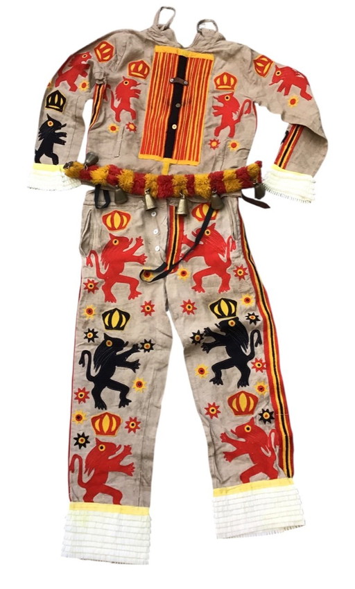 Gilles Costume traditionnel du Carnaval de Binche (Patrimoine culturel immatériel de l’humanité de l'UNESCO)