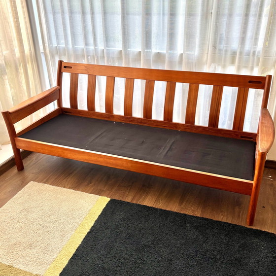 Vintage Dyrlund 3-zitsbank – Massief Teak – Deens Mid-Century Design – Nieuw Gestoffeerd – 3-5 zitsbanken (photo 6 of 7)