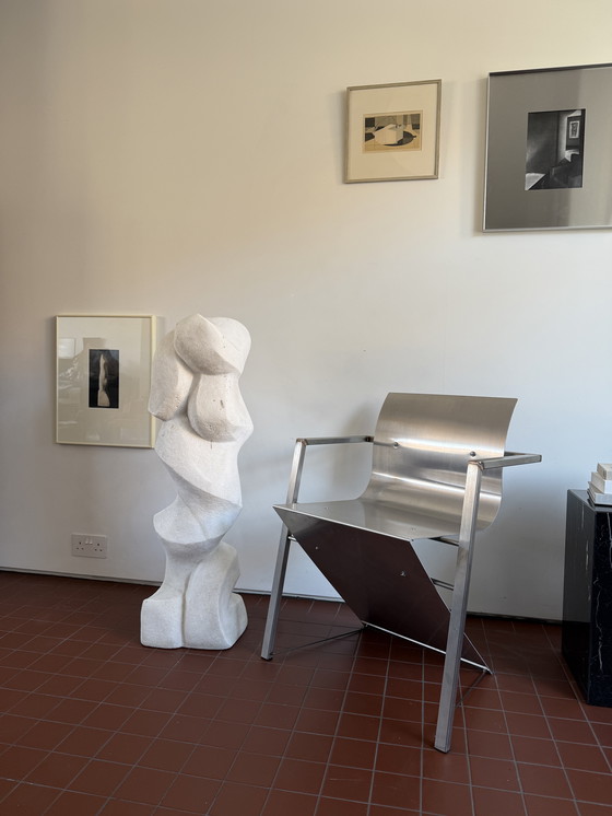 Image 1 of Stehende Granit-Stein-Skulptur