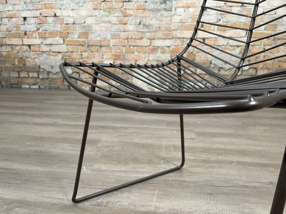 Image 1 of Arper Leaf