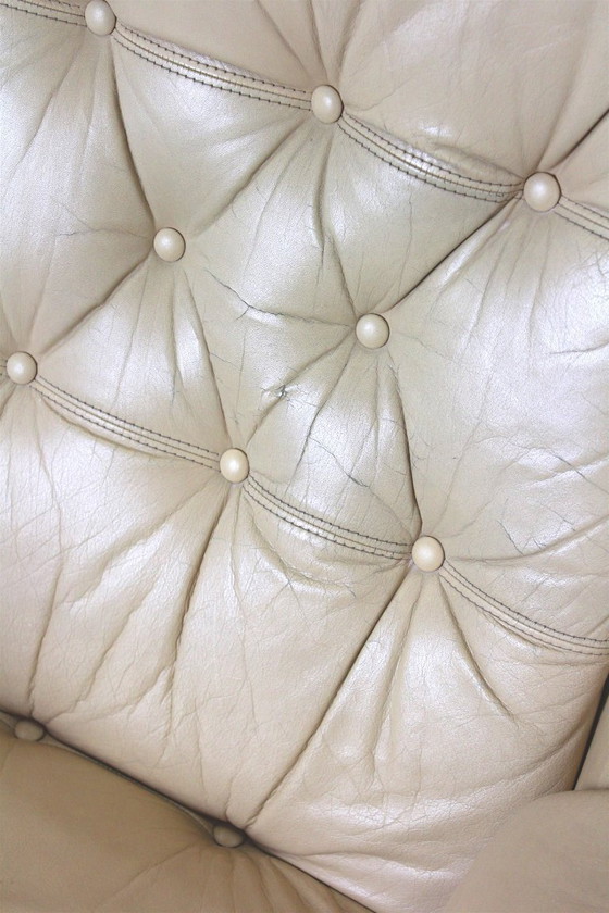 Vintage Finse leren draaibare loungestoel met verstelbare rugleuning van Peem, jaren 70. (photo 9 of 12)