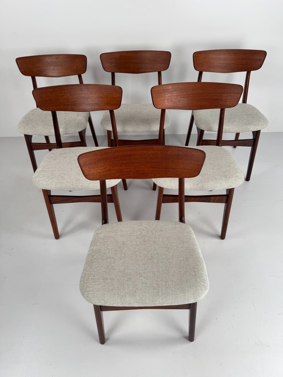 Juego de seis sillas de comedor, Schiønning & Elgaard, Dinamarca, años 60 – Wood (photo 5 of 15)