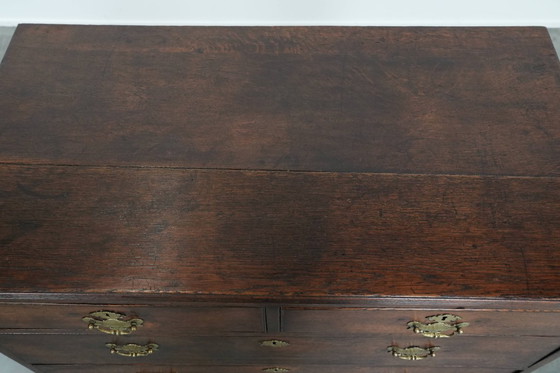 Image 1 of Antique English chest of drawers with 5 drawers and a beautiful color scheme
