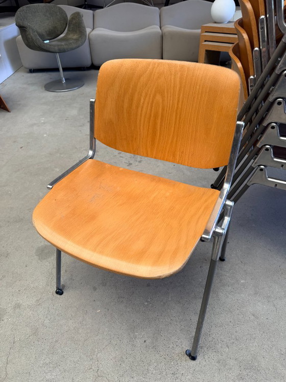 Castelli DSC106 chair, Giancarlo Piretti (stock: 8) – Dining chairs, Wood, Aluminium (photo 3 of 10)