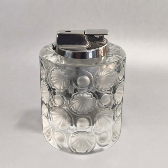 1970s Lalique Crystal "Tokyo" Table Lighter Signed. Made in France, Decorative Objects, Transparent (photo 4 of 10)