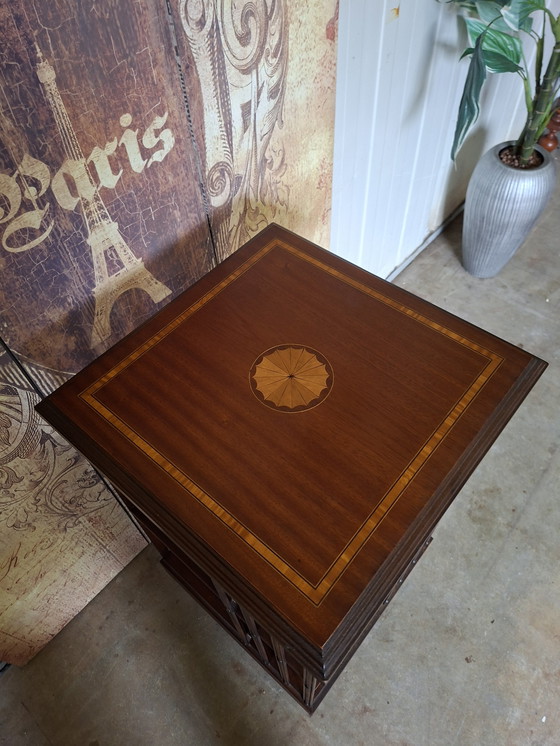 Image 1 of Moulin à livres antique classique, bibliothèque, wishkeybar dim, 45x45cm et 86cm de haut.