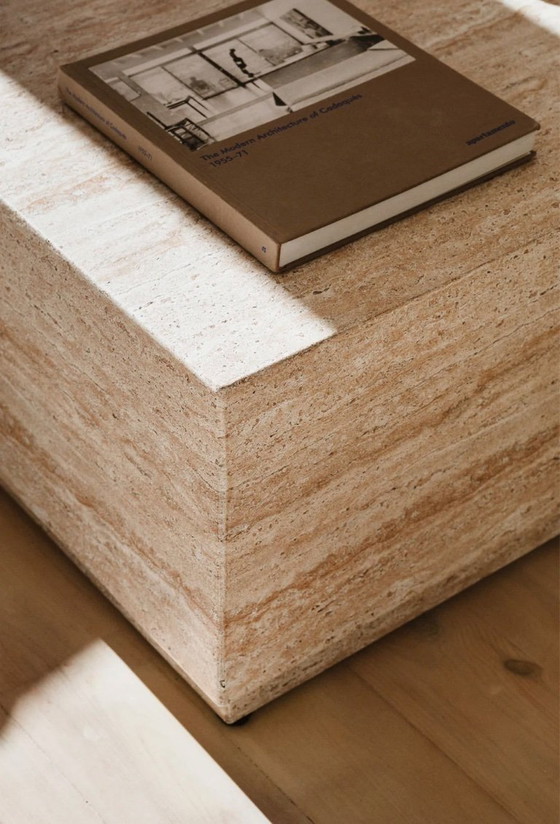 Image 1 of Sklum  Vierkante salontafel 80x80 cm in betonlook travertijn Imala