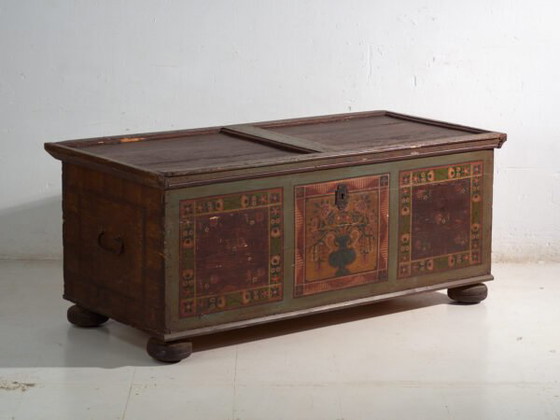 Coffre de dot polychrome ancien en pin – Europe Centrale, circa 1850 – Armoires de rangement, Iron (photo 6 of 40)