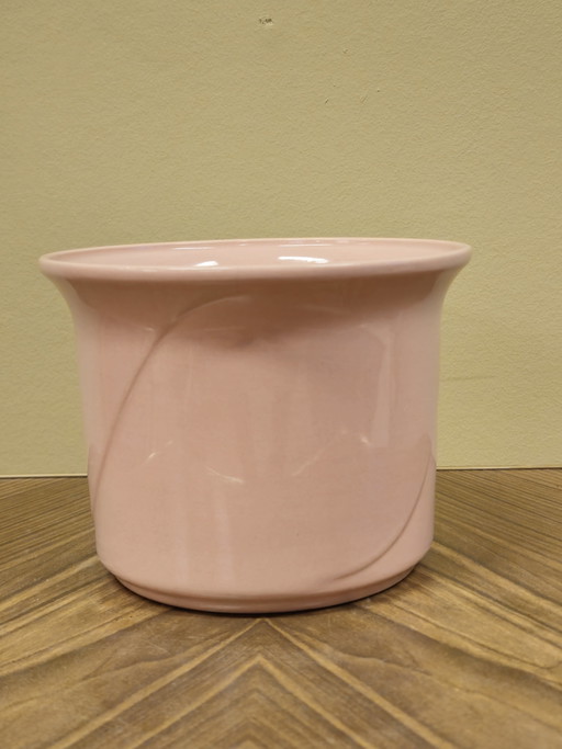 Vintage Pink Flower Pot Planter Planter.