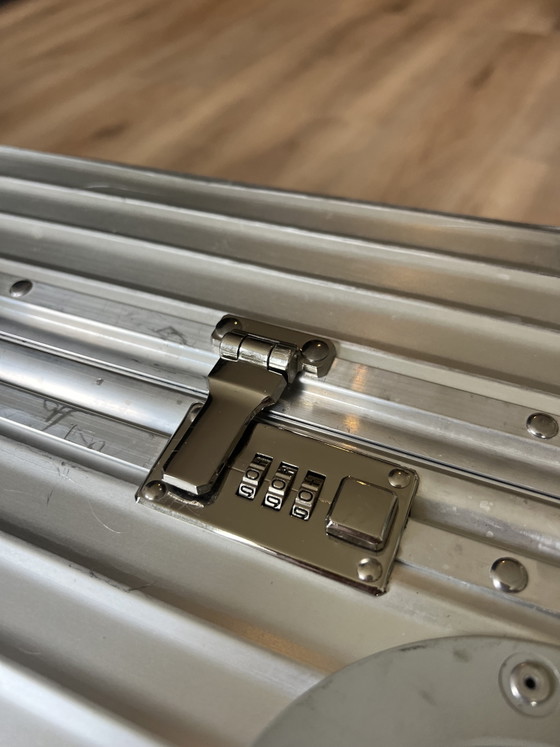 Originaler RIMOWA Classic Flightkoffer – Andere Taschen, Exotic (photo 4 of 15)
