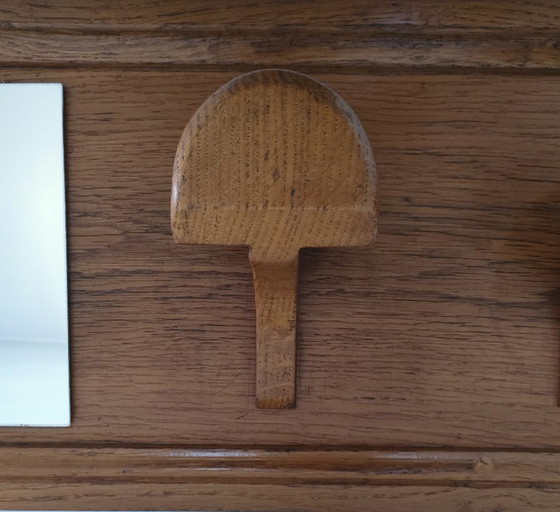 Image 1 of Appendiabiti da parete a specchio in rovere