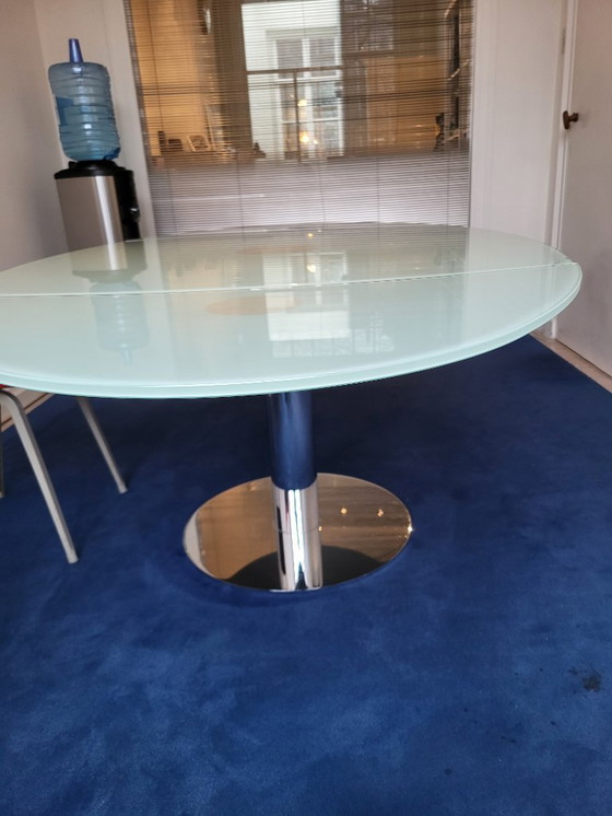Image 1 of magnifique table pliante ovale avec pied en acier inoxydable