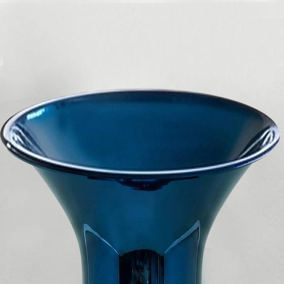Image 1 of 1970s Italian Murano Blown Glass Blue Vase by Maestro del Vetro