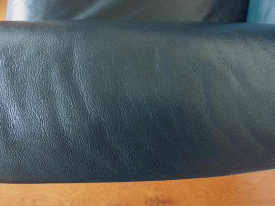 Image 1 of Beautiful, elegant 3-person leather sofa from the designer brand Jori