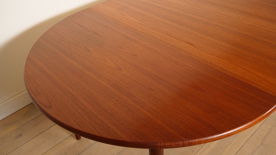 Image 1 of Table de salle à manger ronde vintage | extensible | teck | 130 - 240 cm