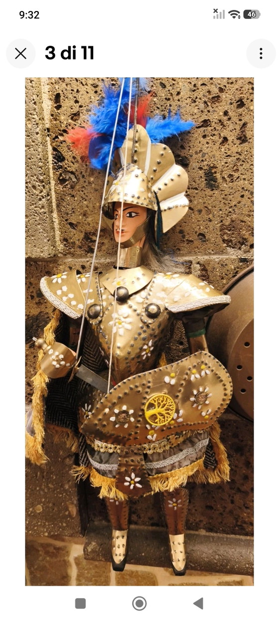 Vintage Pupo Puppet, 60cm, Brass Armor and Handmade Clothes. – Decorative Objects, Metal, Textile (photo 3 of 11)