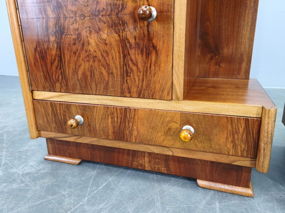 Image 1 of Coppia di comodini italiani in noce, metà del XX secolo, anni '50.