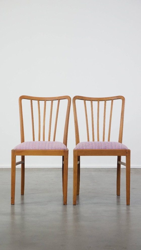 4 chaises de salle à manger vintage des années 70, avec assise en tissu et structure en bois. – Wood (photo 7 of 13)