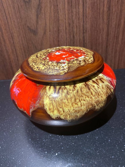 Keramiktopf mit Deckel – Rot- und Ockerfarbene Tropfglasur – Vallauris – servies, Ceramic, Modern (photo 2 of 5)