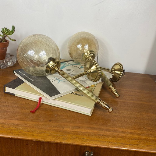 Pair of antique brass torch-style wall sconces with vintage gold crackled glass globes – wandlampen (photo 2 of 9)