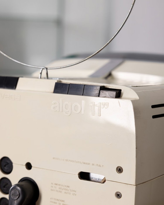 Televisore Algol 11 di Marco Zanuso e Richard Sapper per Brionvega, anni '60 – Mobili TV, Plastic (photo 10 of 11)