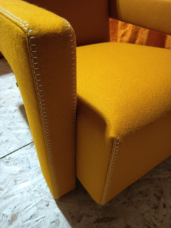 Image 1 of CASSINA Paire de fauteuils Utrecht 637 NEUF 2026 en laine KVARD Moutarde par Gerrit Rietveld