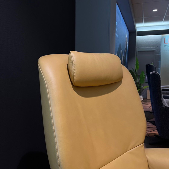 Image 1 of Sillón reclinable Stressless Rome con reposapiés